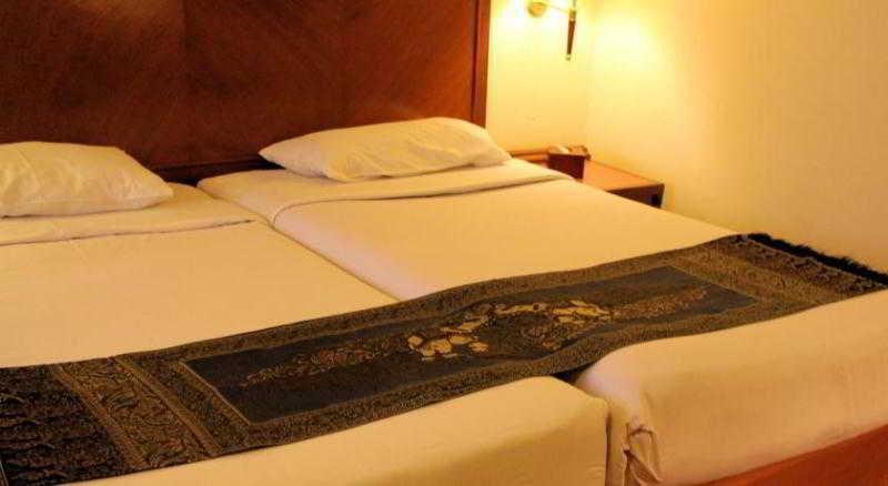 Holiday Villa Hotel City Centre Phnom Penh Exterior foto